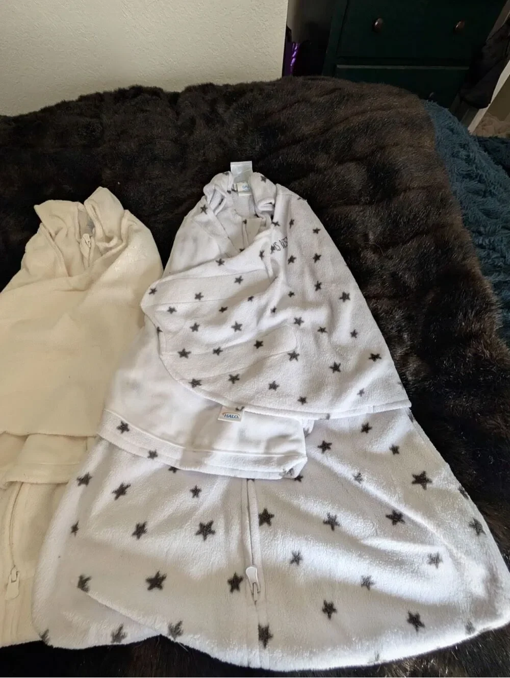 Lot of 2 HALO Sleepsack Swaddle, Micro-Fleece, , Newborn